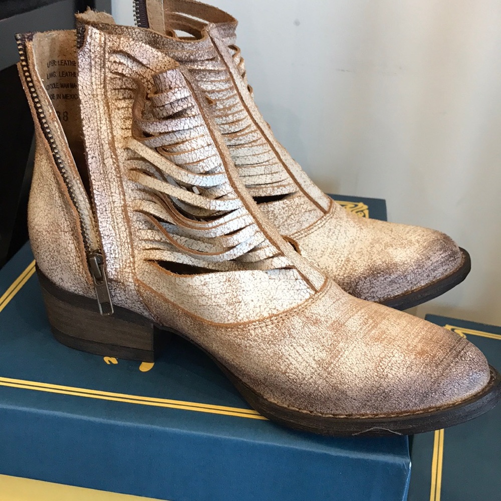 Sbicca Jeronino boot